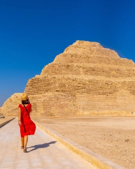 piramide escalonada | pirámide escalonada de Zoser