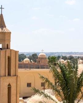 Una torre del Monasterio de San Bishoy, una antigua iglesia ortodoxa copta en Wadi El Natrun.