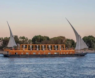 Nebyt Dahabiya Crociera sul Nilo