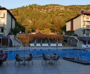 Pam Thermal Hotel