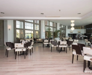 Grand Belish Hotel