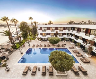 Dawliz Hotel
