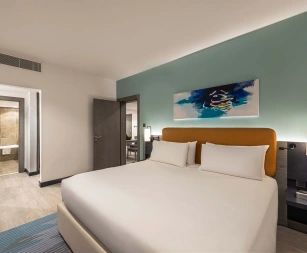 Holiday Inn Riyadh Al Qasr