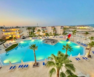 Ivy Cyrene island Hotel