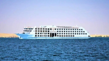 Esplora il Lago Nasser con la crociera Omar El Khayam