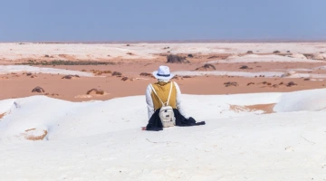 Tour Deserto Bianco Egitto: Tra Oasi e Meraviglie del Cairo