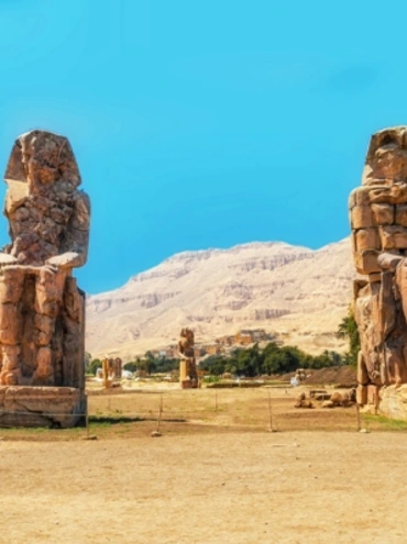 Los Colosos de Memnón