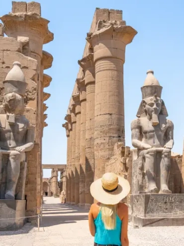 donna nel tempio di luxor, tempio di luxor