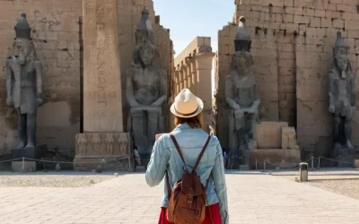 Una ragazza a Luxor/ offerta viaggio egitto