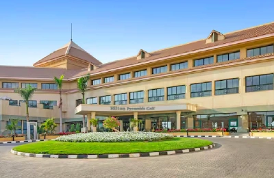 Hilton Pyramids Golf