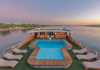 la piscina, nave crociera sul nilo