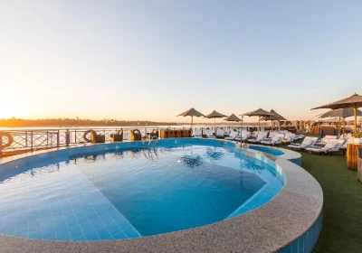 la piscina, crociera sul nilo itinerario