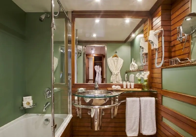 il bagno, crociera sul nilo lusso