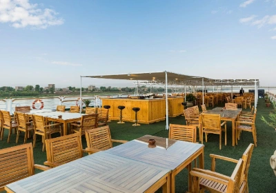 Solarium de Crucero Radamis II