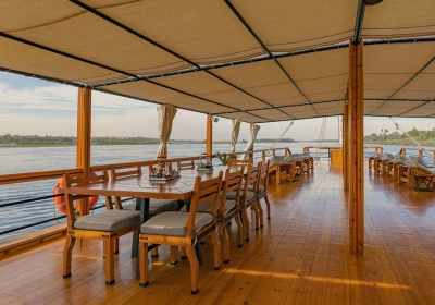 Ashranda Nuun y Nuut Dahabiyas