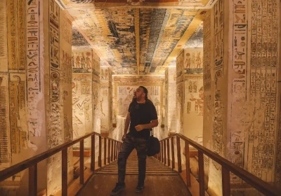 uomo nella valle dei re, pasqua egitto