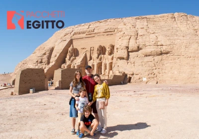 donna nelle piramidi, tour cairo e luxor
