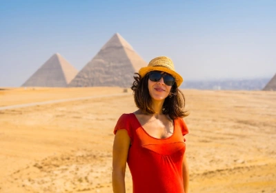 turista in visita in egitto, Il cairo e crociera sul nilo