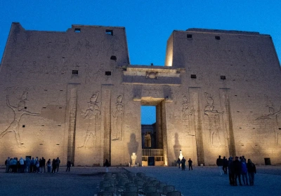 Viaje a Egipto 8 días en el templo de Edfu al amanecer