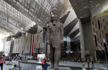 estatua de ramses ii