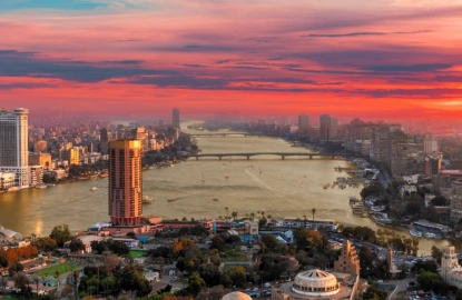 una vista maravillosa del Nilo con el Cielo