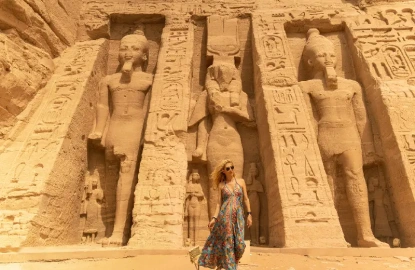 una donna a luxor