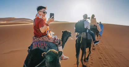 un gruppo nel deserto di zagora , Tour deserto zagora