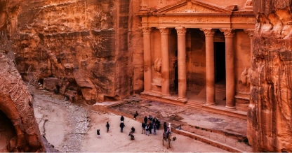 Al Khazneh (El Tesoro) en la antigua ciudad de Petra, Jordania