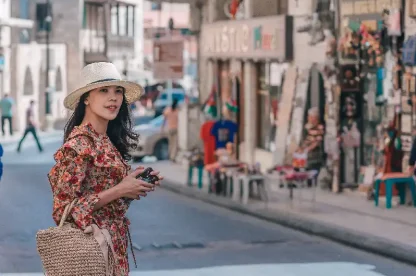 Come vestirsi in Giordania donne Come vestirsi in Giordania donne