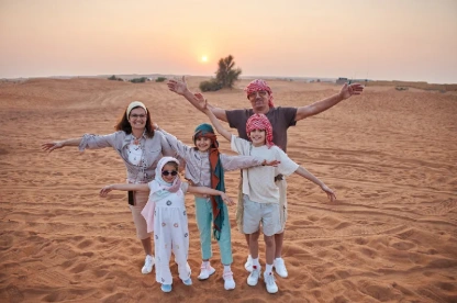 una famiglia a dubai, Caldo a Dubai 