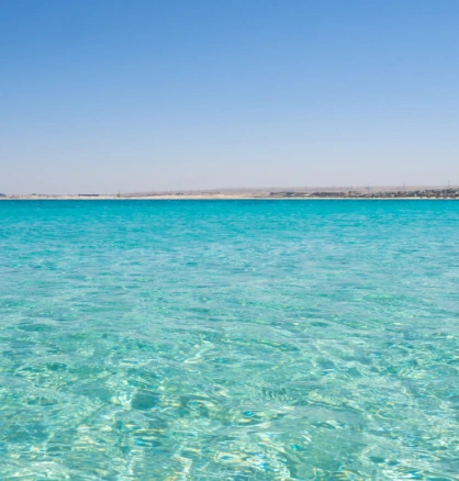 Marsa Matruh Strand mit türkisblauem Wasser und weißem Sand