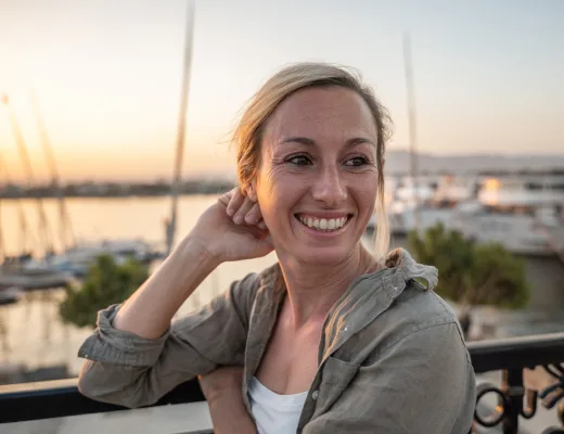 woman relaxes by the nile, Luxury Egypt Trip