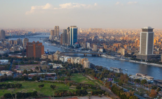 Vue panoramique du Caire au coucher du soleil, depuis la célèbre tour du Caire, Séjour au caire