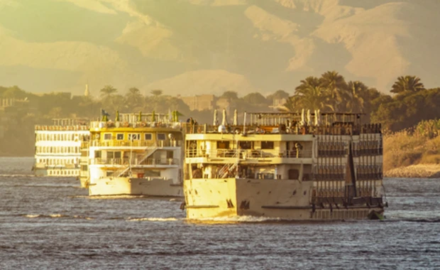 1. Croisière sur le Nil au coucher du soleil, de Louxor à Assouan, Voyage organisé egypt 10 jours.
