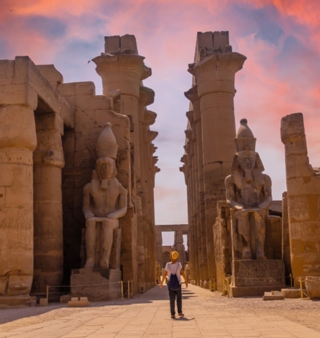 Tempio di Luxor: Il Segreto dell'Architettura Egizia Svelato