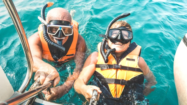 couple snorkel in the redsea, Egypt itinerary