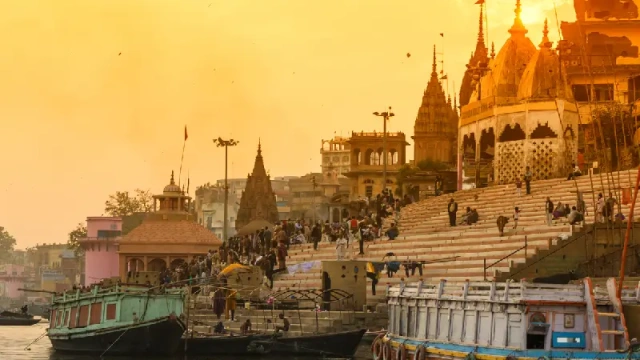 varanasi india , varanasi cosa vedere