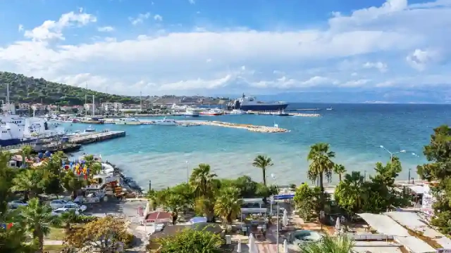 Cesme Città della provincia di Izmir in Turchia, Cosa vedere a izmir