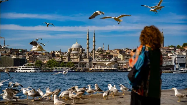 una turista ad istanbul, citta di istanbul