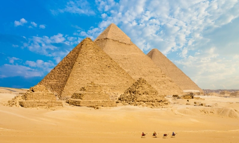 Giza Plateau Wide, Pyramids of Giza