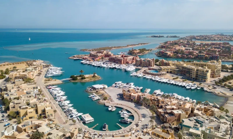 Vista aérea de la Marina de El Gouna con yates, Mar Rojo, Hurghada Egipto