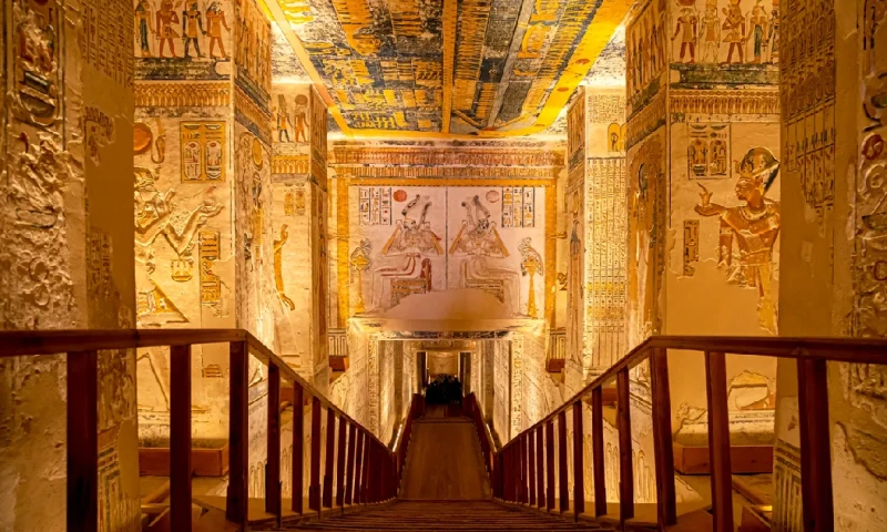 Tumba de Ramsés V y Ramsés VI en Luxor, valle de los reyes .