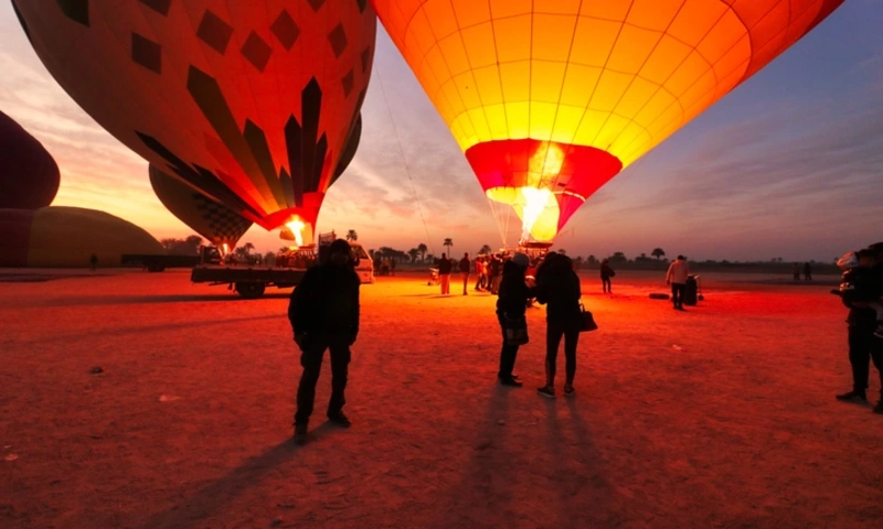 Hot Air Balloon Safari over Luxor, Honeymoon in Egypt