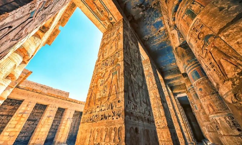 Templo de Habu en Luxor , Templo Medinet Habu .