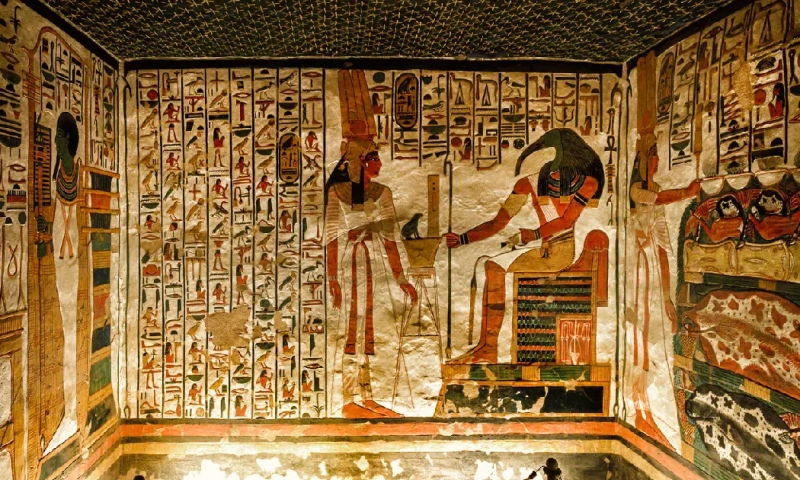 Nefertari ante el dios Thot en la cámara anexa superior de su tumba, en el Valle de las Reinas, Tumba de Nefertari