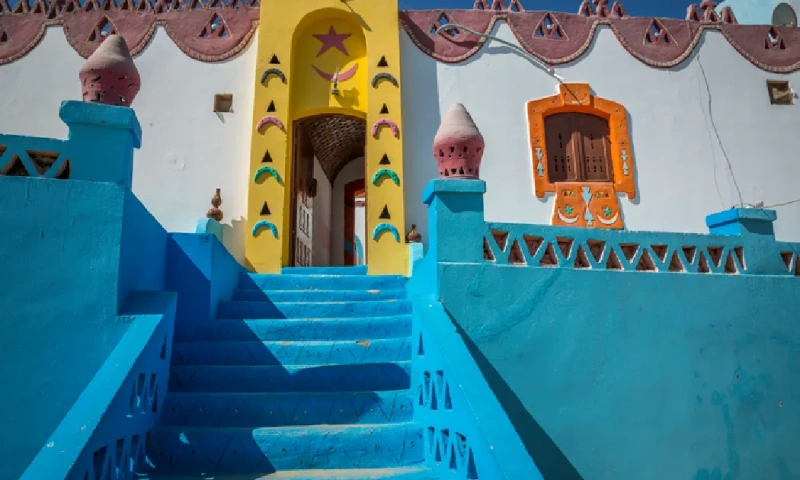 Casa tradicional nubia en Asuán, Egipto, pueblo nubio