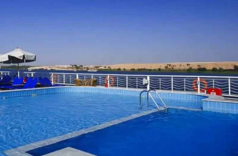 la piscina a crociera, egitto crociera sul nilo