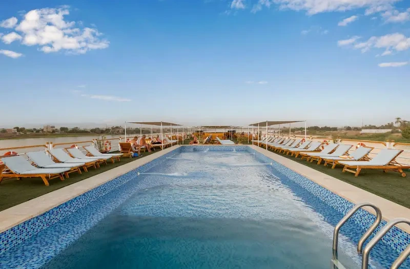 la piscina della crociera, le migliori crociere sul nilo