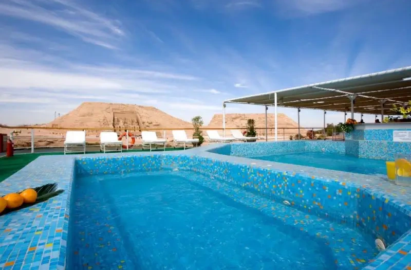 La Piscina, crociera sul lago nasser egitto