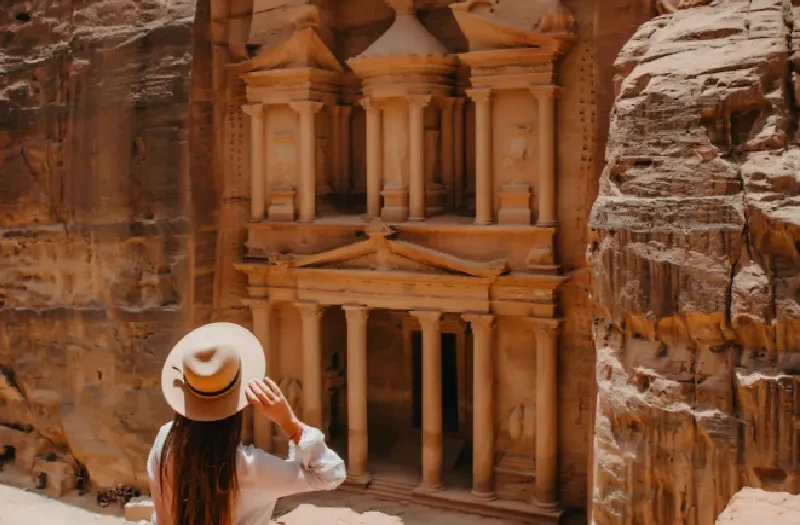 Petra e Egitto, una donna a Giordania